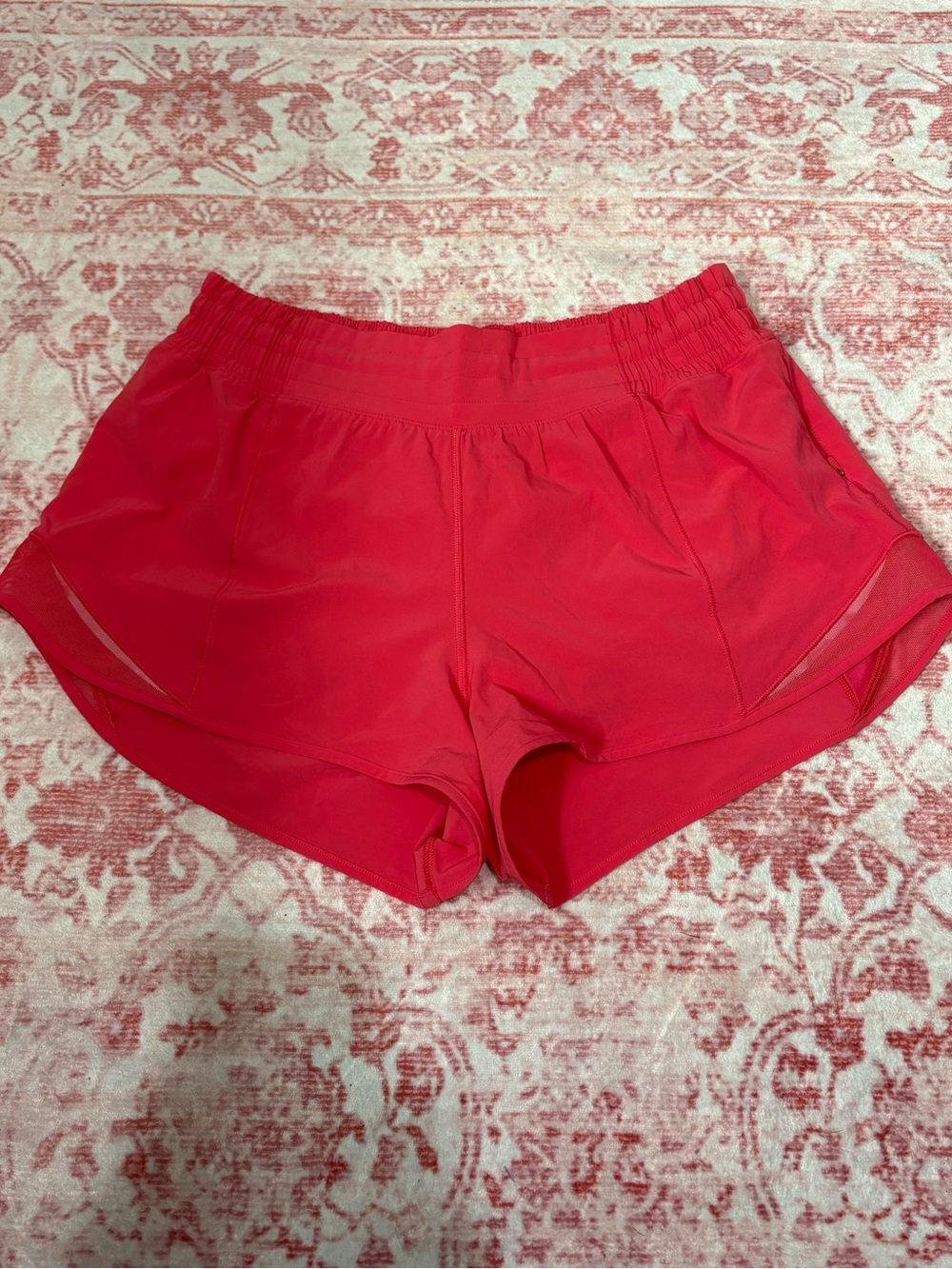lululemon hotty hot shorts